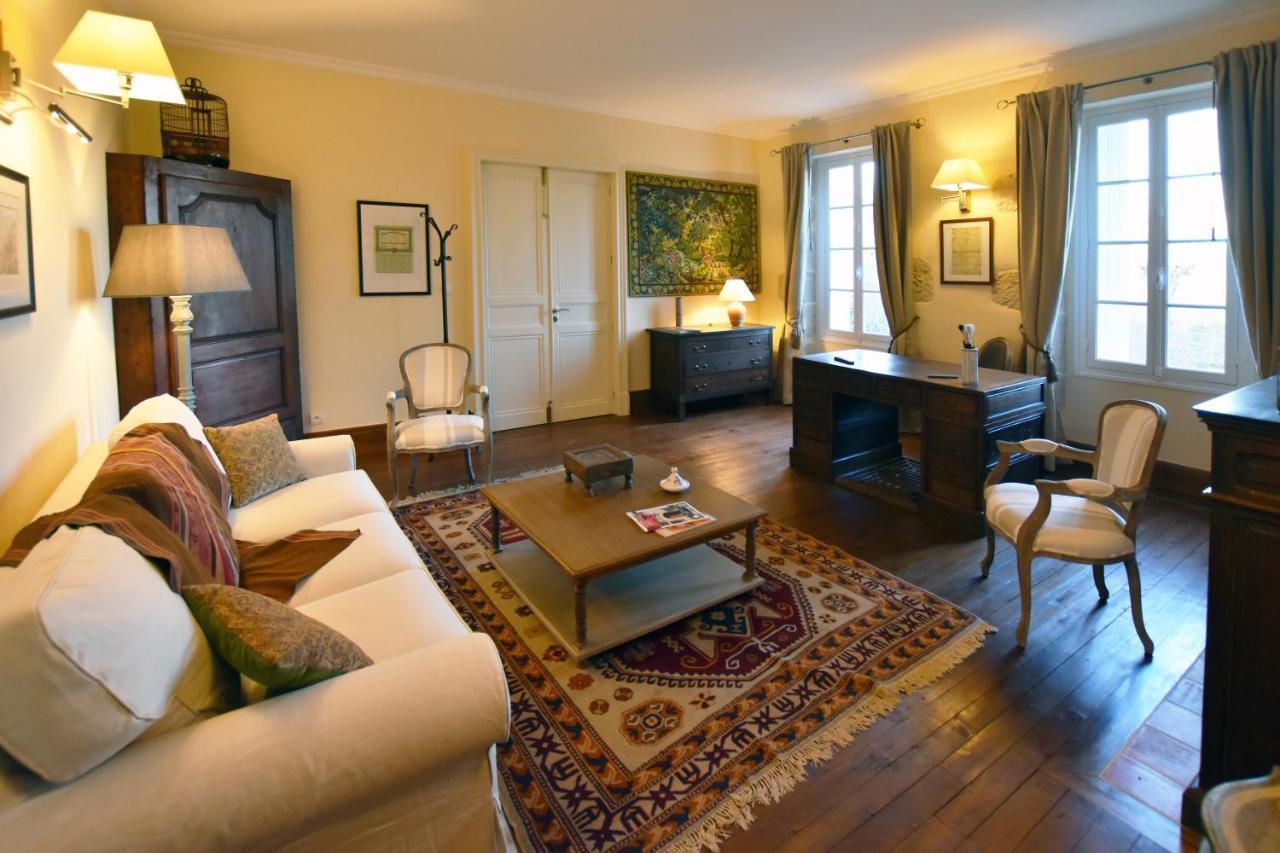 Chateau De Laroche Bed & Breakfast Vianne Room photo