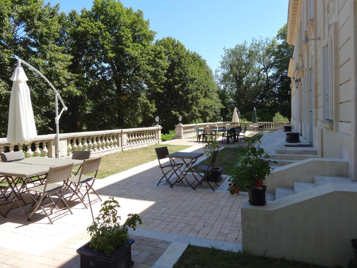 Chateau De Laroche Bed & Breakfast Vianne Exterior photo